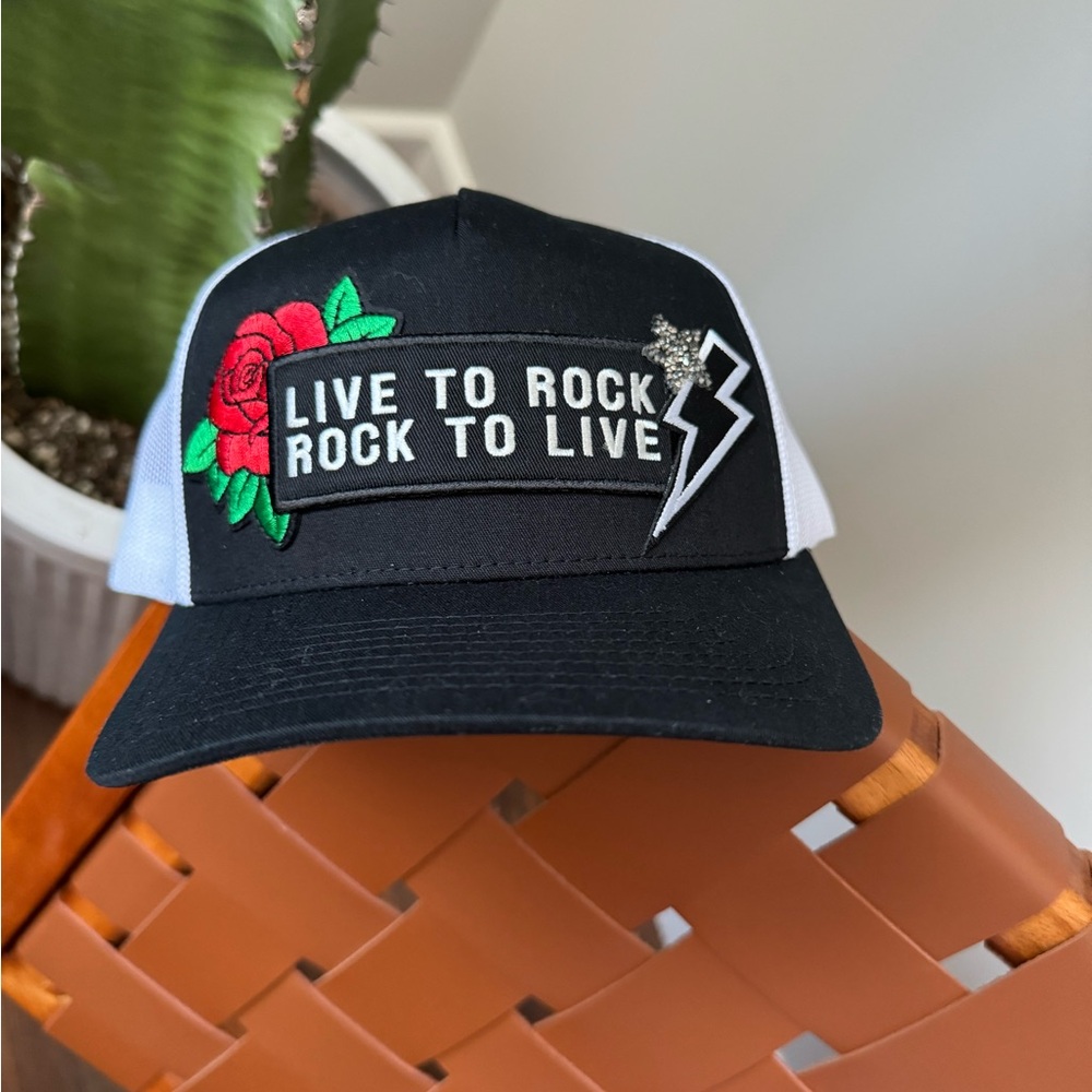 Custom Trucker Hat lightning ♥️⚡️